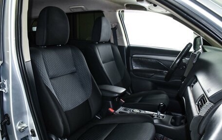 Mitsubishi Outlander III рестайлинг 3, 2014 год, 1 450 000 рублей, 7 фотография
