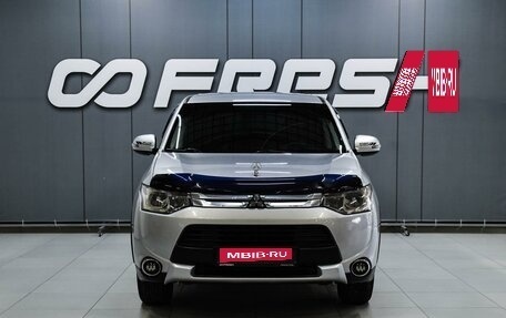 Mitsubishi Outlander III рестайлинг 3, 2014 год, 1 450 000 рублей, 3 фотография