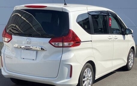 Honda Freed II, 2022 год, 1 189 000 рублей, 3 фотография