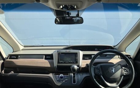 Honda Freed II, 2022 год, 1 189 000 рублей, 7 фотография