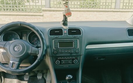 Volkswagen Golf VI, 2011 год, 850 000 рублей, 9 фотография