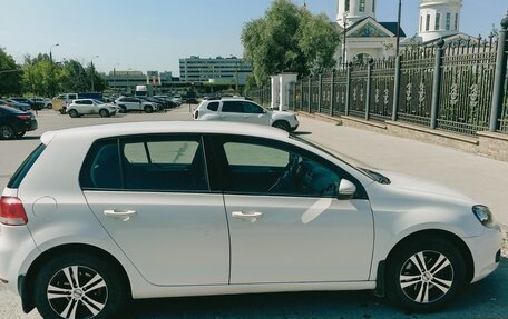Volkswagen Golf VI, 2011 год, 850 000 рублей, 25 фотография
