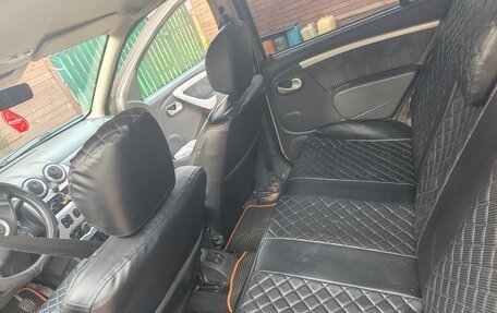 Renault Sandero I, 2012 год, 420 000 рублей, 7 фотография