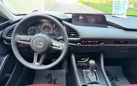 Mazda 3, 2023 год, 1 850 000 рублей, 10 фотография
