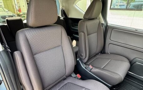 Honda Freed II, 2022 год, 1 340 000 рублей, 16 фотография