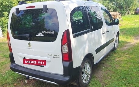 Peugeot Partner II рестайлинг 2, 2012 год, 750 000 рублей, 2 фотография