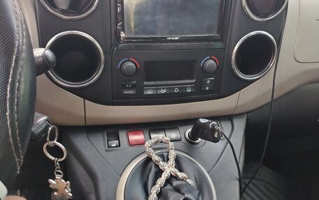 Peugeot Partner II рестайлинг 2, 2012 год, 750 000 рублей, 32 фотография