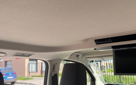 Toyota HiAce H300, 2020 год, 6 000 000 рублей, 32 фотография