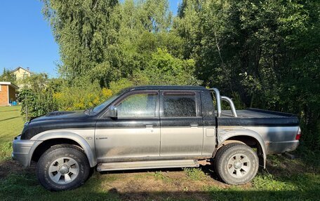 Mitsubishi L200 III рестайлинг, 2005 год, 600 000 рублей, 2 фотография