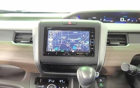 Honda Freed II, 2022 год, 1 440 000 рублей, 8 фотография