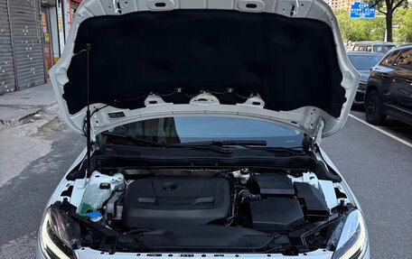 Volvo V40 II рестайлинг, 2020 год, 1 160 777 рублей, 13 фотография