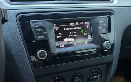 Skoda Rapid I, 2016 год, 800 000 рублей, 12 фотография