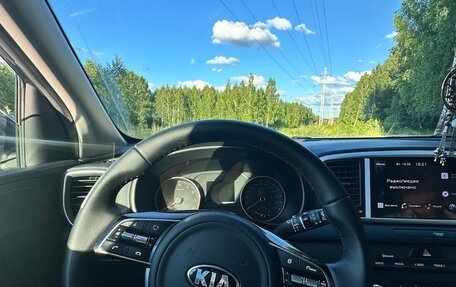 KIA Sportage IV рестайлинг, 2020 год, 2 200 000 рублей, 5 фотография