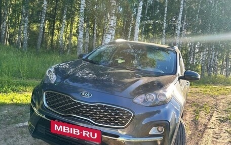 KIA Sportage IV рестайлинг, 2020 год, 2 200 000 рублей, 4 фотография