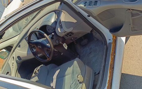Nissan Tino, 1999 год, 230 000 рублей, 5 фотография
