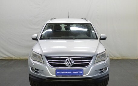 Volkswagen Tiguan I, 2010 год, 800 000 рублей, 2 фотография