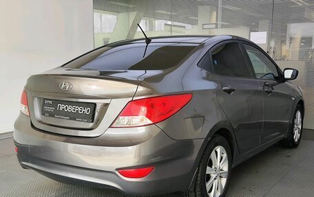 Hyundai Solaris II рестайлинг, 2013 год, 770 000 рублей, 5 фотография