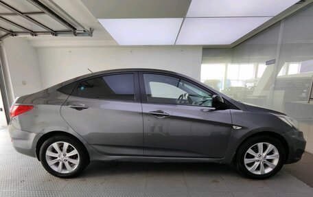 Hyundai Solaris II рестайлинг, 2013 год, 770 000 рублей, 4 фотография