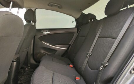 Hyundai Solaris II рестайлинг, 2013 год, 770 000 рублей, 12 фотография