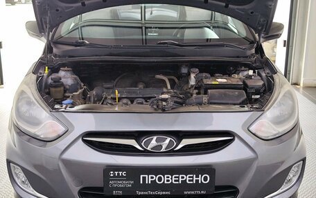 Hyundai Solaris II рестайлинг, 2013 год, 770 000 рублей, 9 фотография