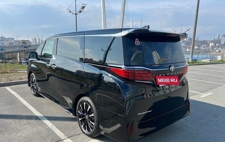 Toyota Alphard, 2024 год, 12 100 000 рублей, 4 фотография