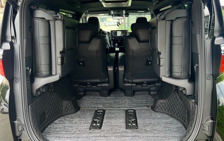 Toyota Alphard, 2024 год, 12 100 000 рублей, 18 фотография