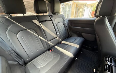 Land Rover Defender II, 2021 год, 4 150 000 рублей, 17 фотография
