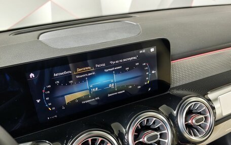 Mercedes-Benz GLB, 2020 год, 3 380 000 рублей, 22 фотография