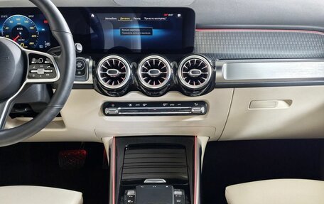 Mercedes-Benz GLB, 2020 год, 3 380 000 рублей, 15 фотография