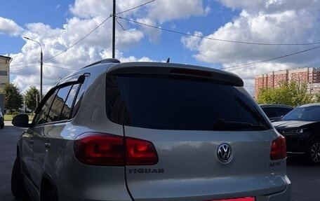Volkswagen Tiguan I, 2012 год, 950 000 рублей, 5 фотография