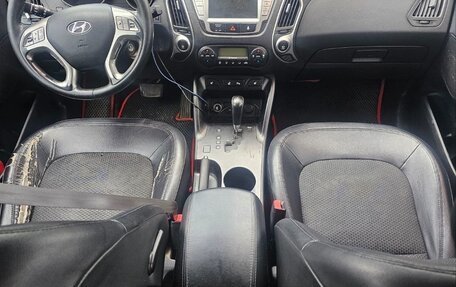 Hyundai ix35 I рестайлинг, 2012 год, 1 300 000 рублей, 13 фотография