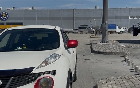 Nissan Juke II, 2012 год, 985 000 рублей, 2 фотография