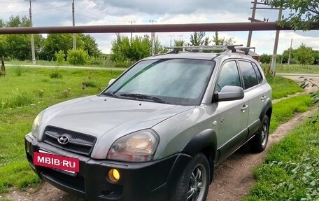 Hyundai Tucson III, 2007 год, 590 000 рублей, 2 фотография