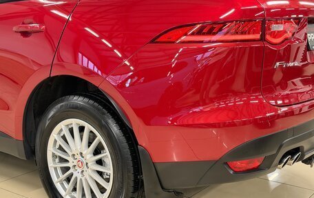 Jaguar F-Pace, 2017 год, 2 430 000 рублей, 13 фотография