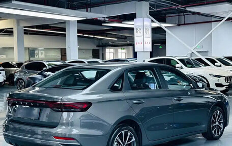 Geely Emgrand, 2025 год, 1 390 000 рублей, 5 фотография