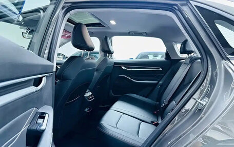 Geely Emgrand, 2025 год, 1 390 000 рублей, 12 фотография