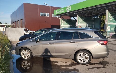 Opel Astra K, 2017 год, 1 000 000 рублей, 1 фотография