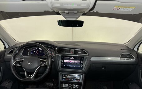 Volkswagen Tiguan II, 2021 год, 2 970 000 рублей, 21 фотография