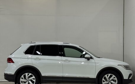 Volkswagen Tiguan II, 2021 год, 2 970 000 рублей, 9 фотография