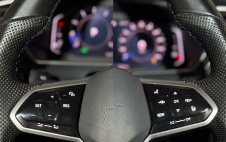 Volkswagen Tiguan II, 2021 год, 2 970 000 рублей, 18 фотография