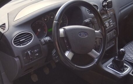 Ford Focus II рестайлинг, 2006 год, 715 000 рублей, 3 фотография