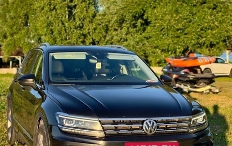 Volkswagen Tiguan II, 2019 год, 2 990 000 рублей, 15 фотография