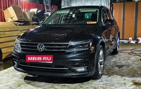 Volkswagen Tiguan II, 2019 год, 2 990 000 рублей, 17 фотография
