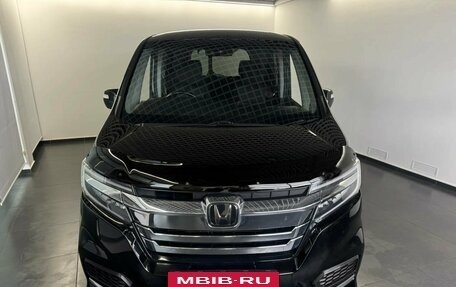 Honda Stepwgn IV, 2019 год, 1 995 000 рублей, 5 фотография