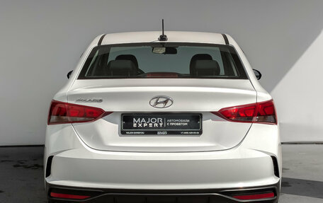 Hyundai Solaris II рестайлинг, 2022 год, 1 665 000 рублей, 6 фотография