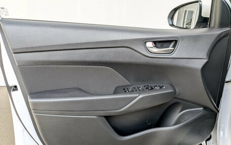 Hyundai Solaris II рестайлинг, 2022 год, 1 665 000 рублей, 19 фотография