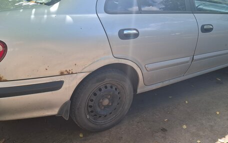 Nissan Almera, 2001 год, 130 000 рублей, 3 фотография