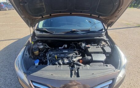 Hyundai Solaris II рестайлинг, 2015 год, 825 000 рублей, 3 фотография