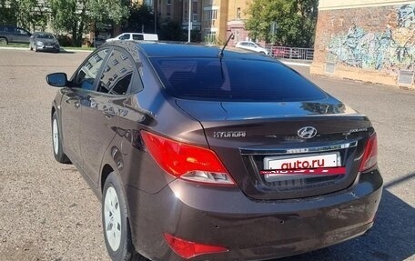 Hyundai Solaris II рестайлинг, 2015 год, 825 000 рублей, 7 фотография