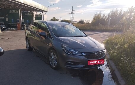 Opel Astra K, 2017 год, 1 000 000 рублей, 2 фотография